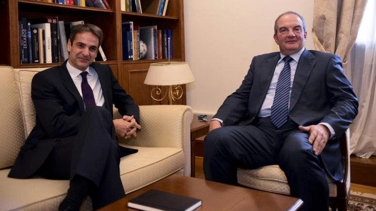 Τι λένε ο Μητσοτάκης και ο Καραμανλής για τις εκλογές – Τι προβλέπουν;